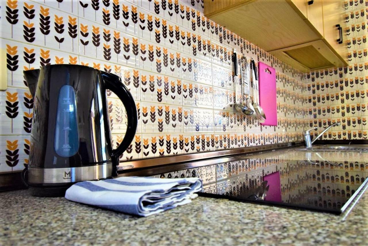 34 Retro Beach House - Alicante Real Estate ตอร์เรเวียคา ภายนอก รูปภาพ
